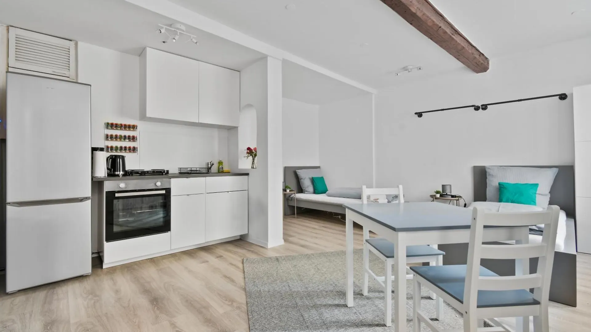 Hometonight Downtown In Bayreuth - 1-Zimmer-Apartment In Historischer Altstadt Alemania